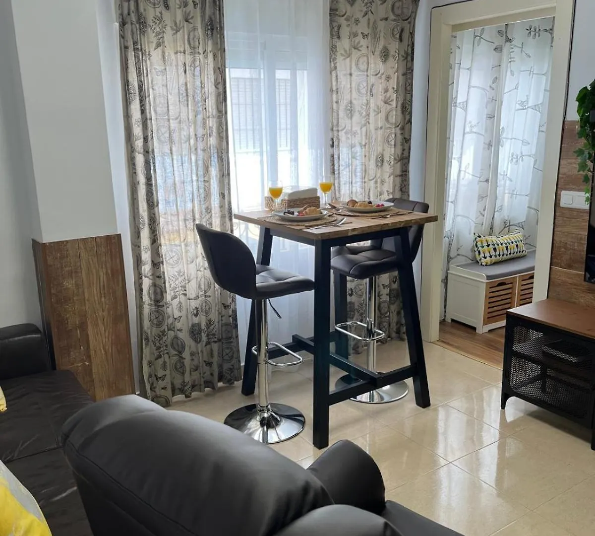 Encantador Apartamento Torremolinos Centro Apartment
